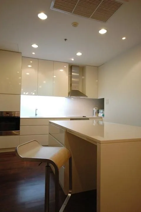 Property photos for Noble Ora