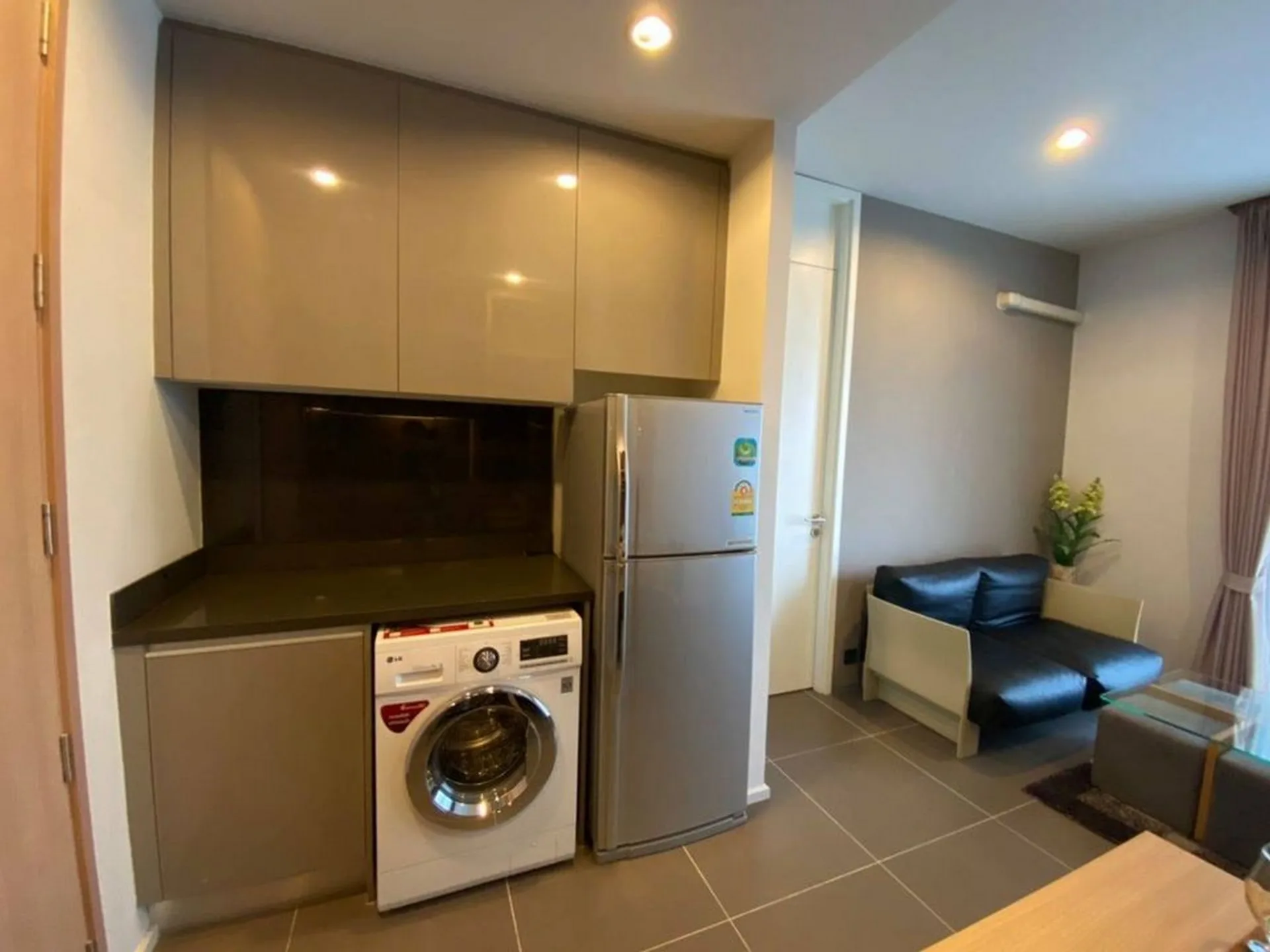 Property photos for M Ladprao