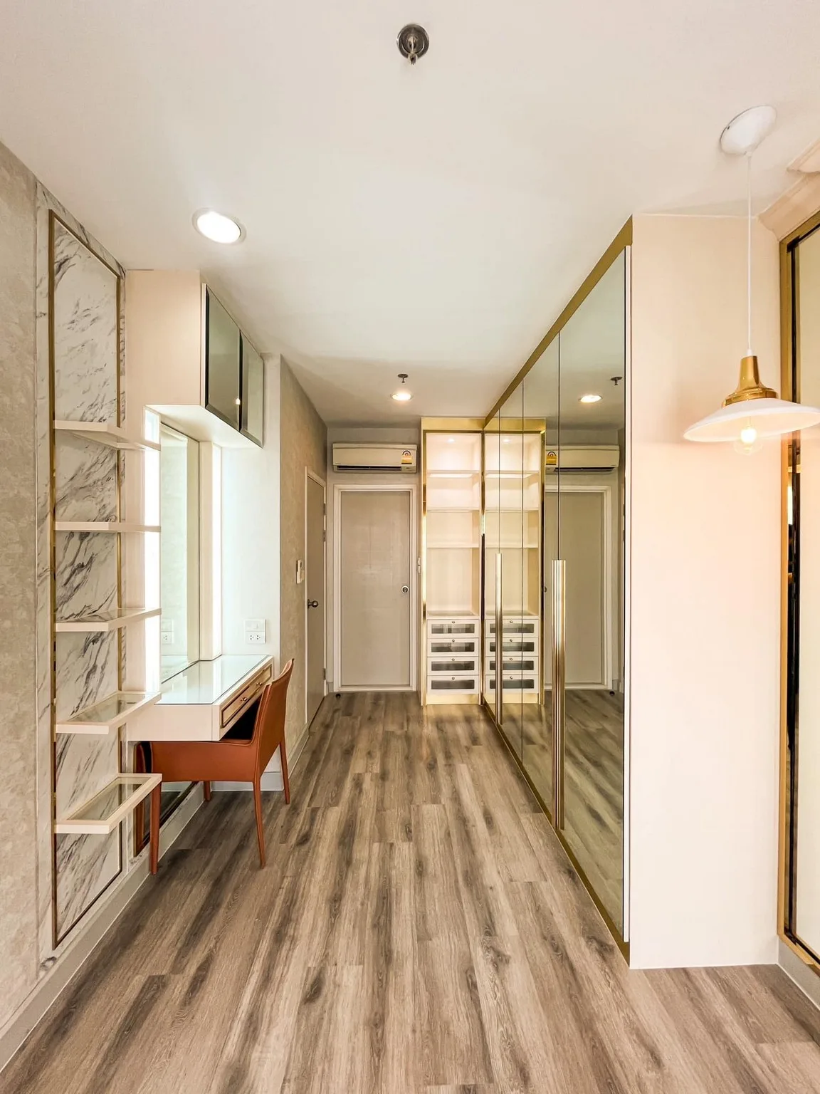Property photos for Centric Sathorn - Saint Louis