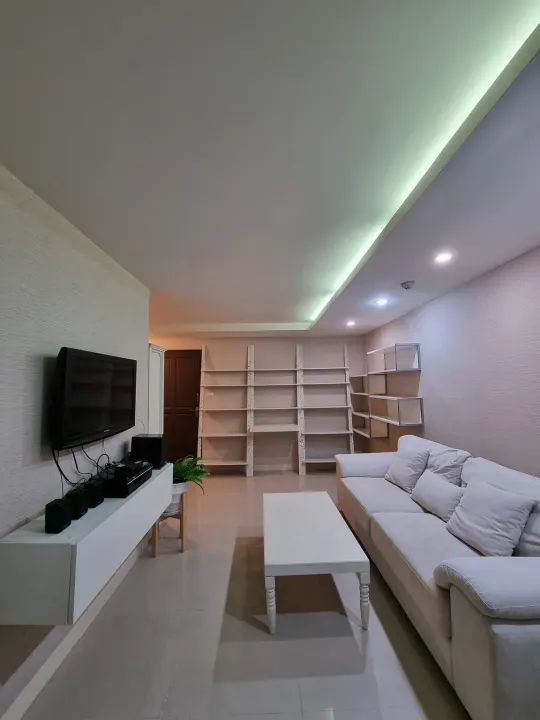 Property photos for Zenith Place  Sukhumvit 71