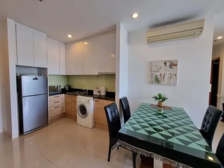 Property photos for Circle Condominium