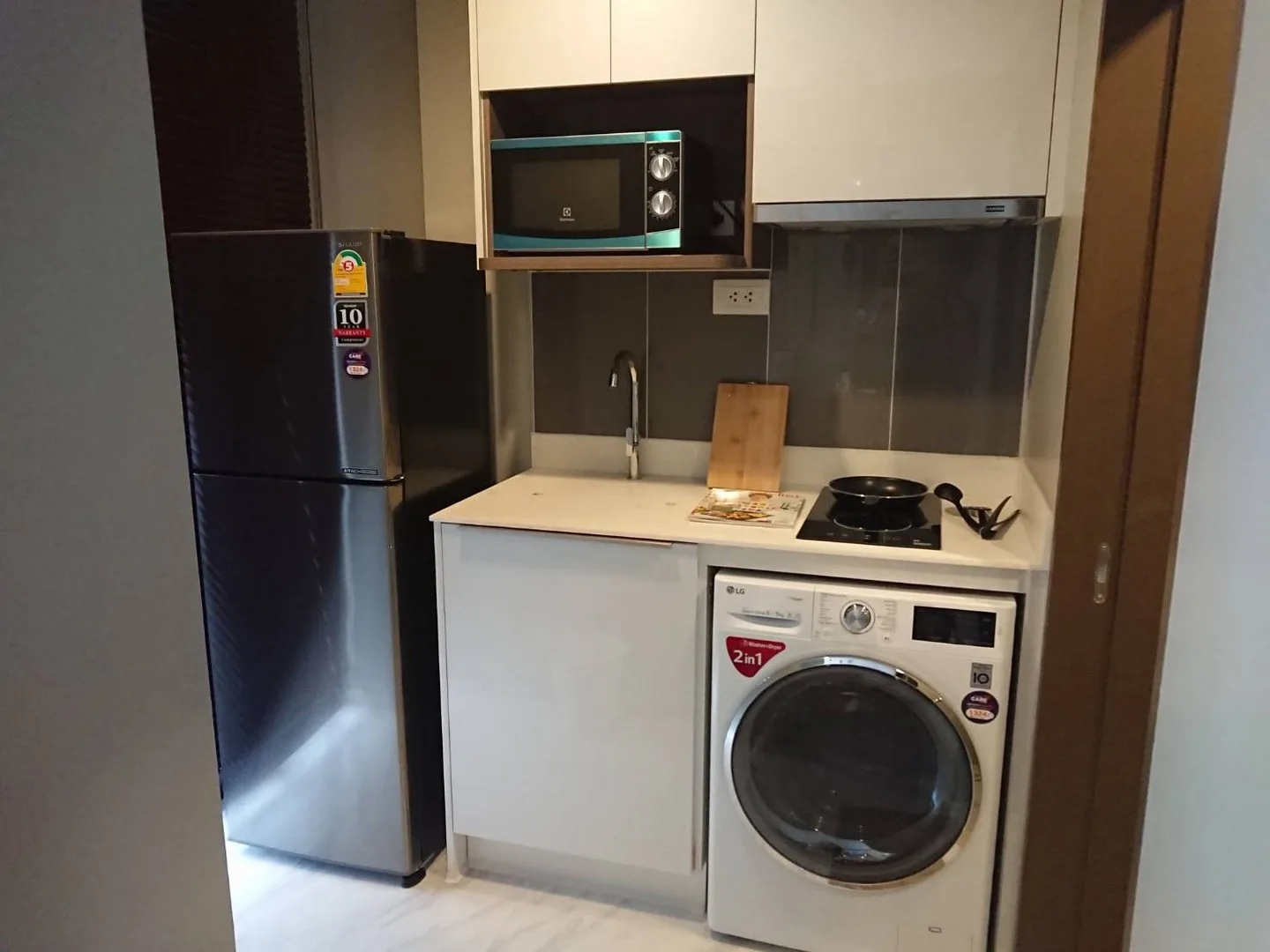 Property photos for Ideo Mobi Asoke