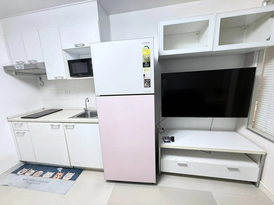 Property photos for The Clover Thonglor