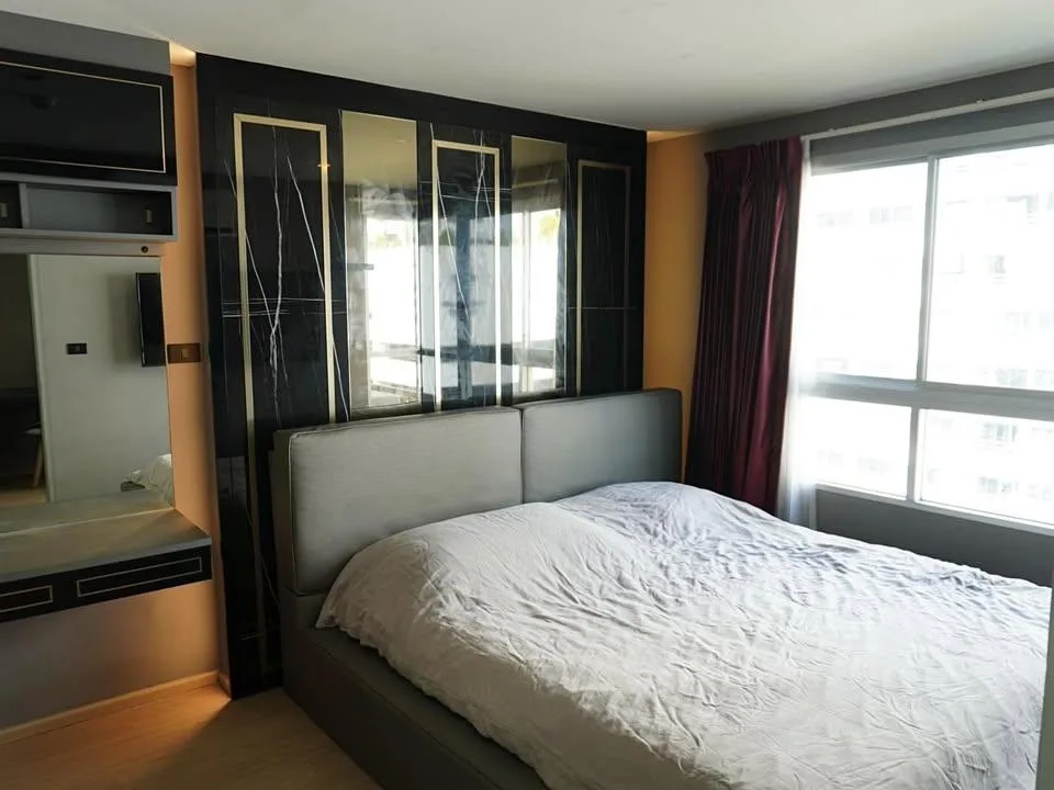 Property photos for The Clover Thonglor