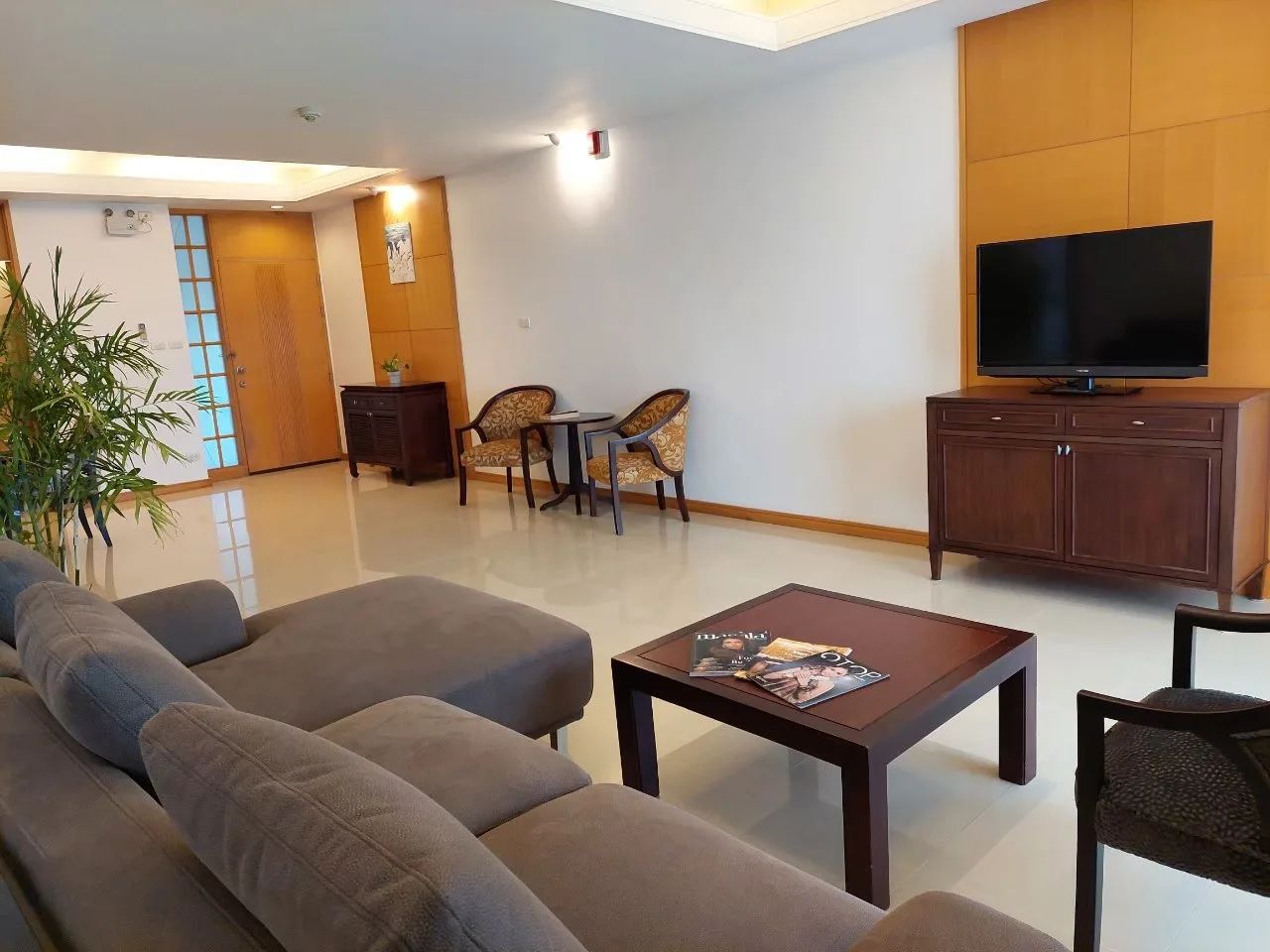 Property photos for Esmeralda Apartments