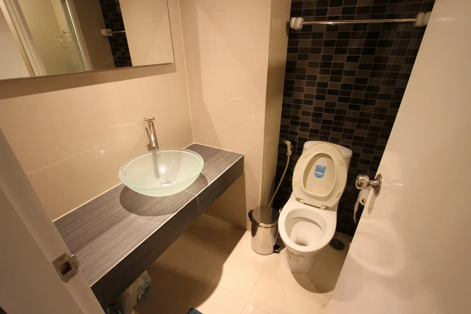 Property photos for J.W. Boulevard Srivara