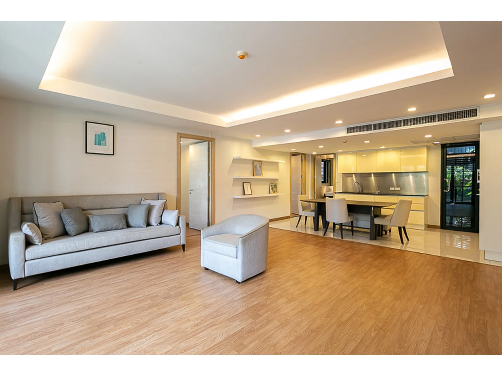 Property photos for L8 Residence