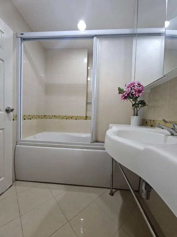 Property photos for Life @ Ratchada