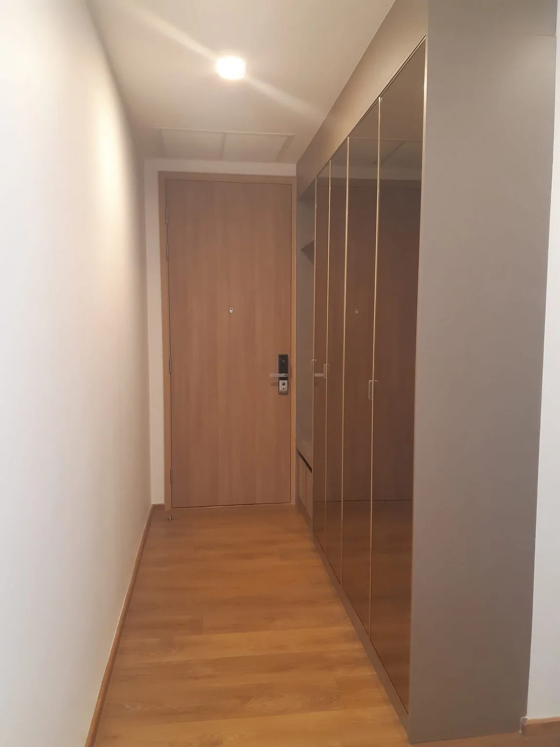 Property photos for Noble BE 33