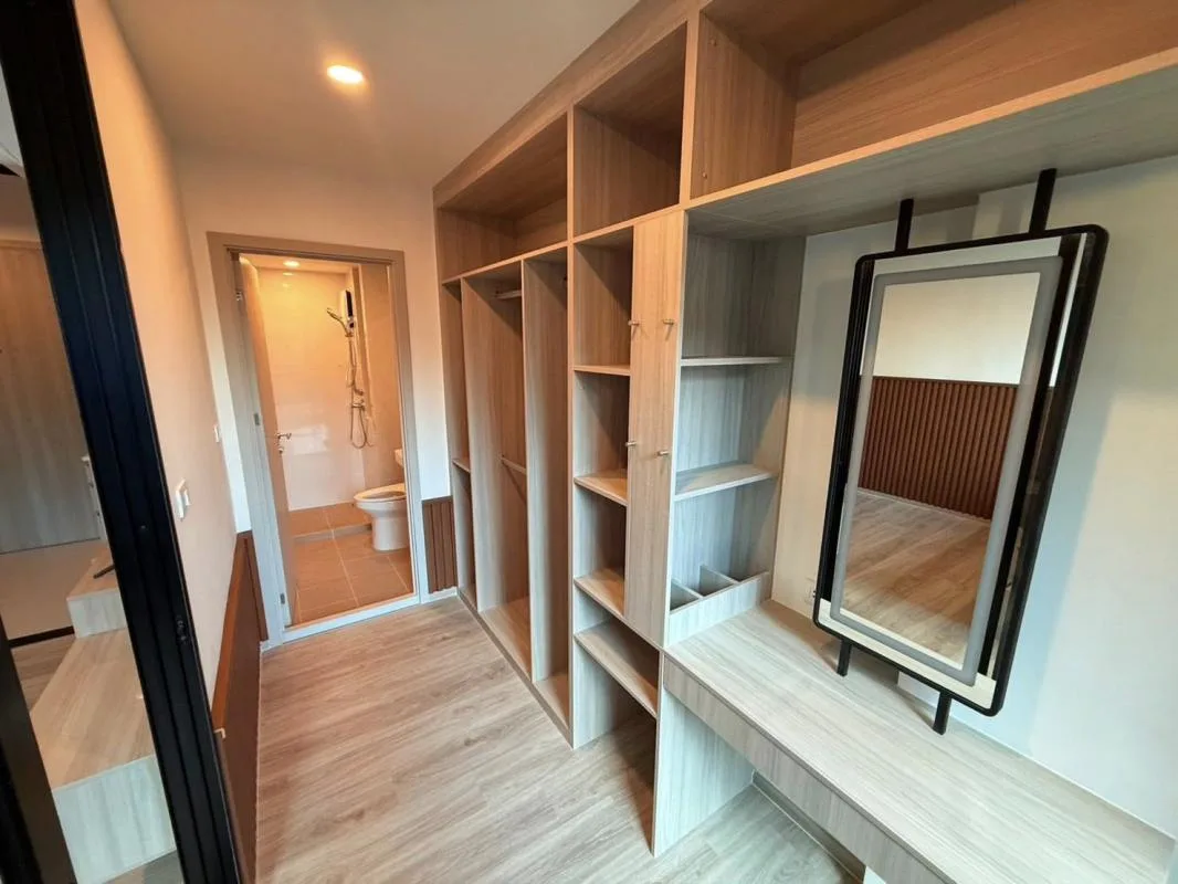 Property photos for Origin Play Sri Udom Station