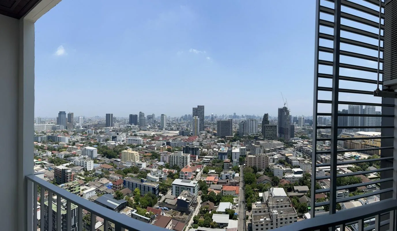 Property photos for THE LINE Phahonyothin Park