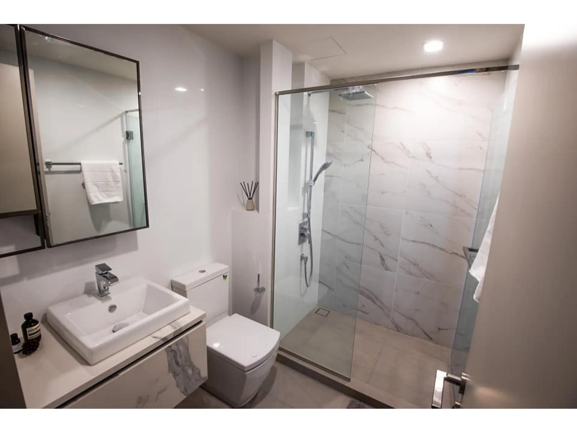 Property photos for The Line sukhumvit 101