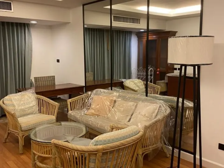 Property photos for Varasupha Executive Place Phaholyothin 1