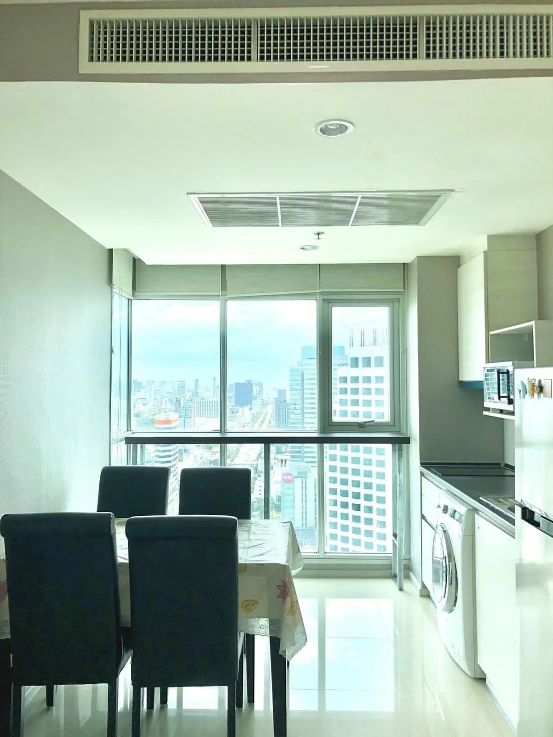 Property photos for Life Ratchadapisek