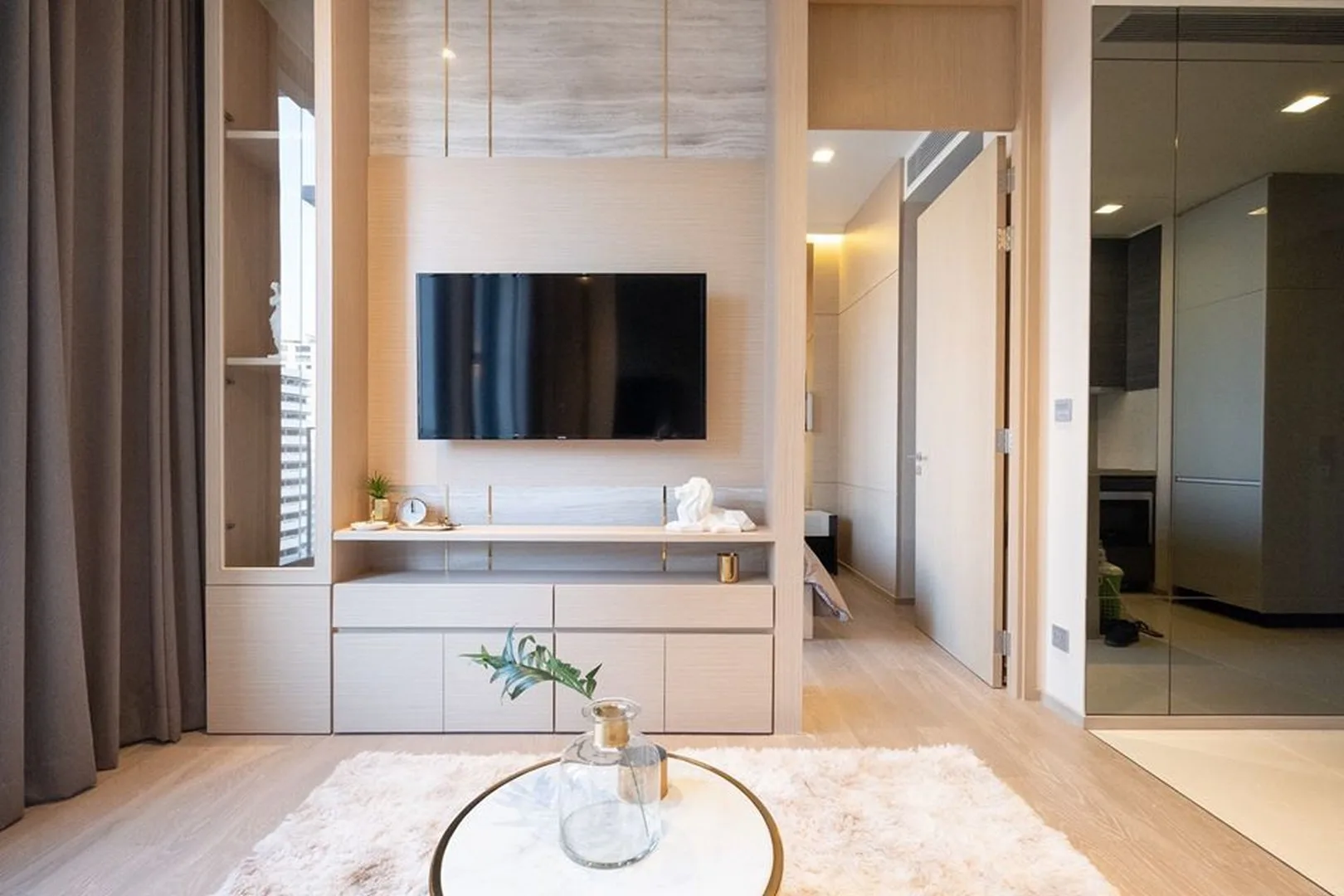 Property photos for The Esse Asoke