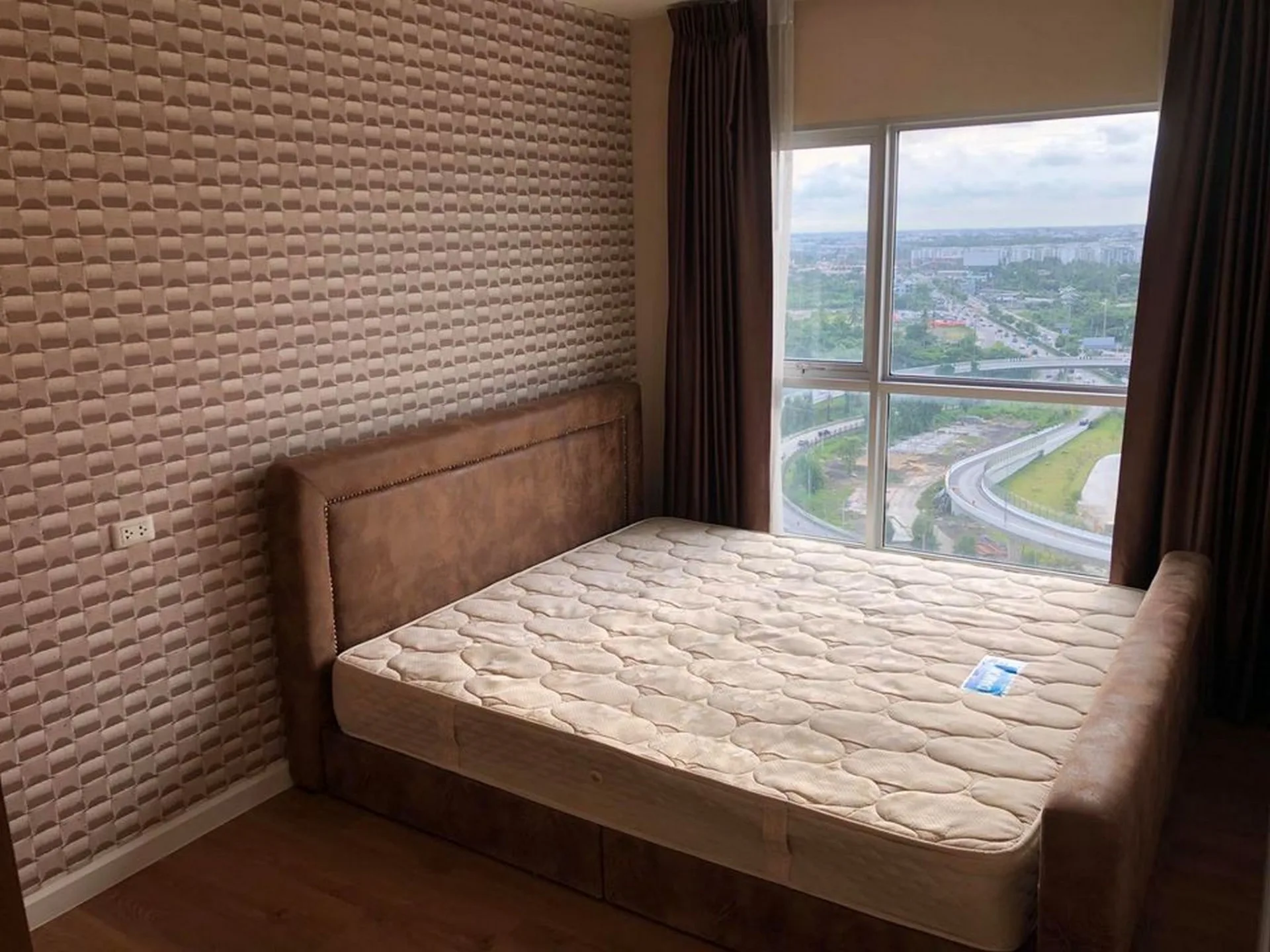Property photos for Aspire Sathorn Thapra