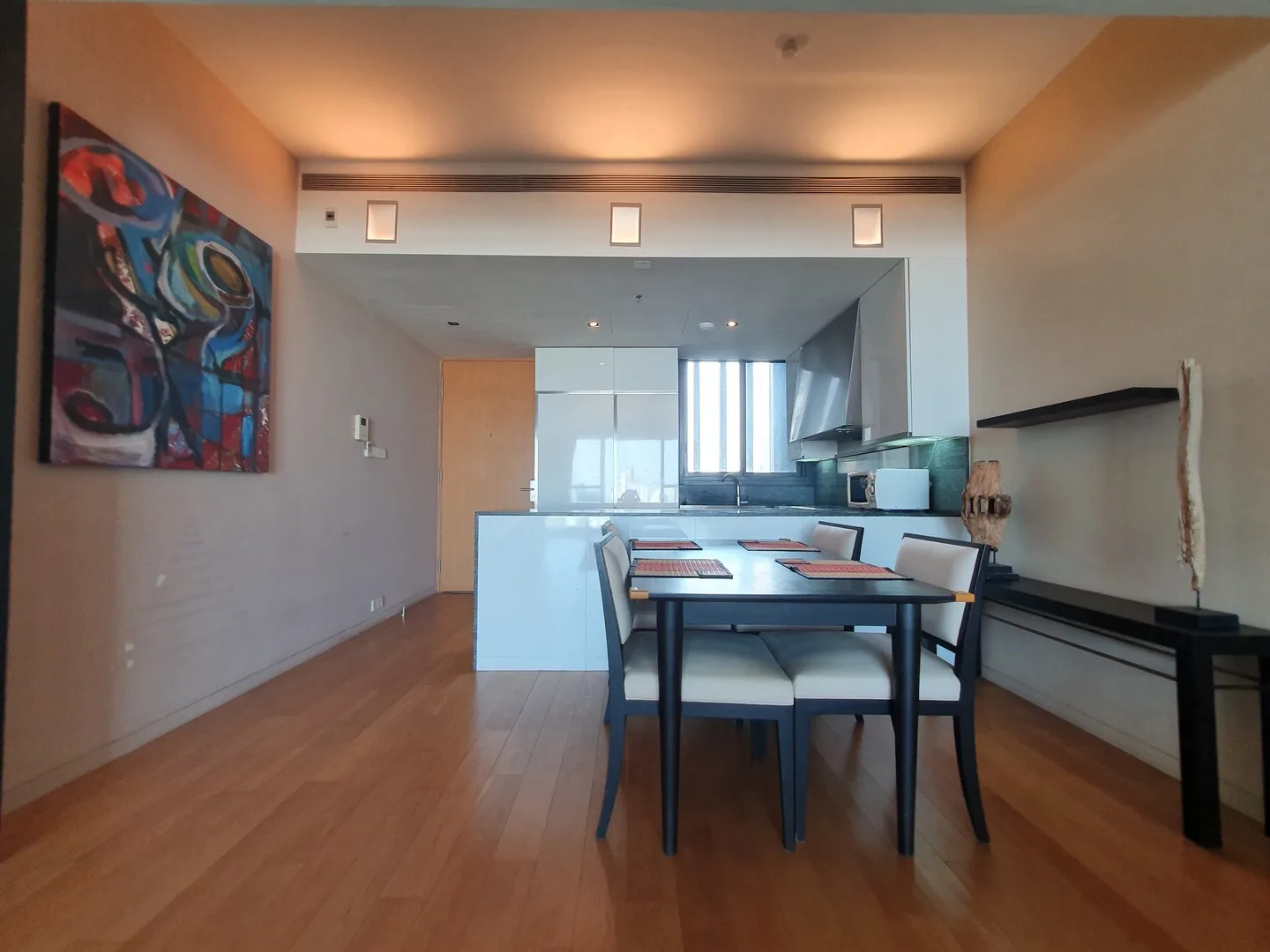 Property photos for The Met