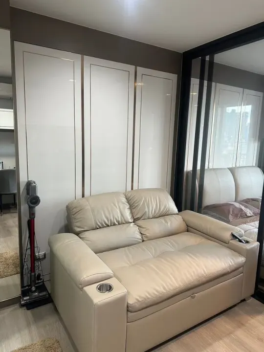 Property photos for THE LINE Phahonyothin Park