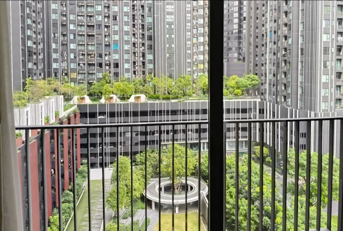 Property photos for Life Asoke Hype
