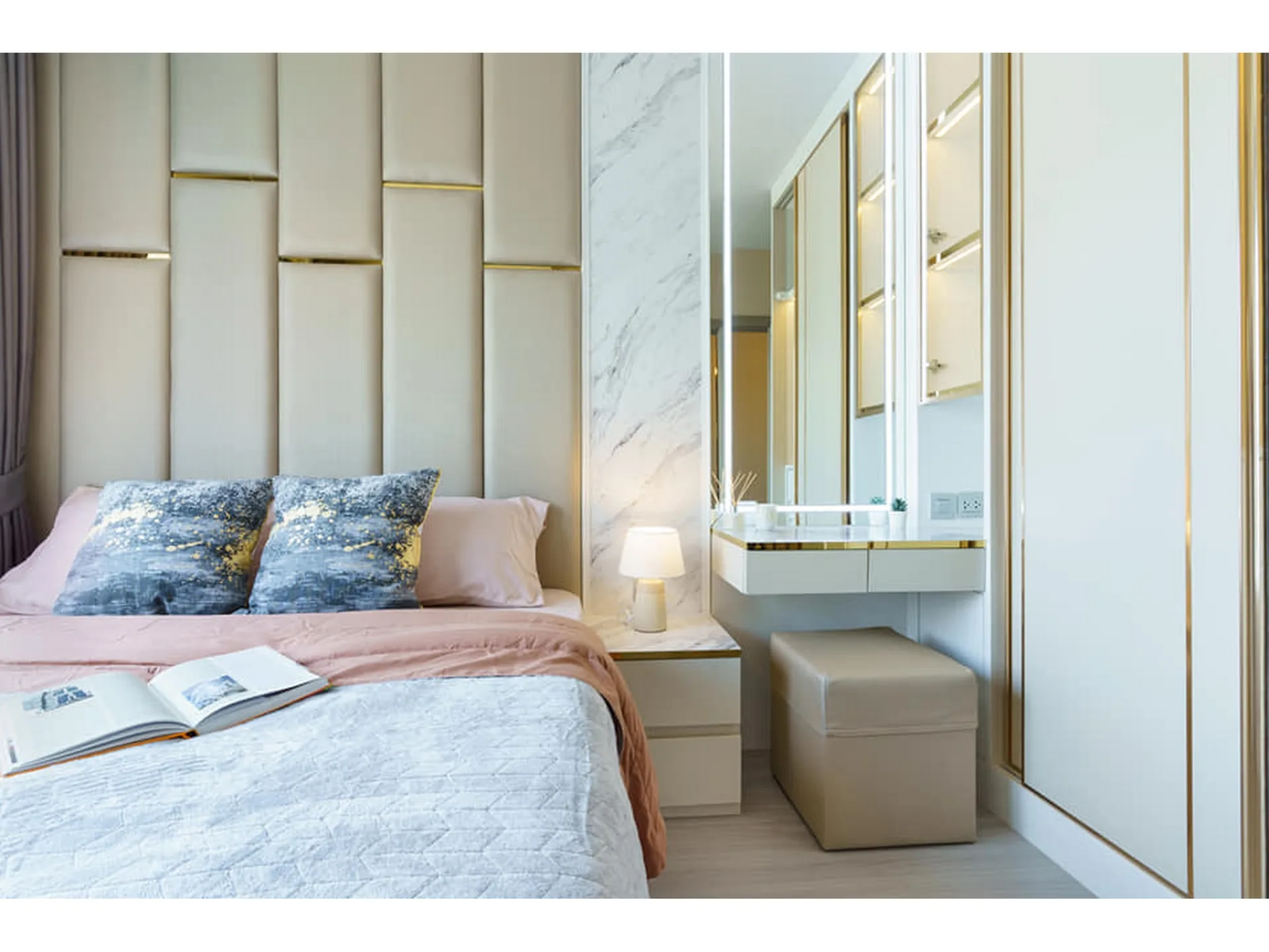 Property photos for LIFE Asoke - Rama 9