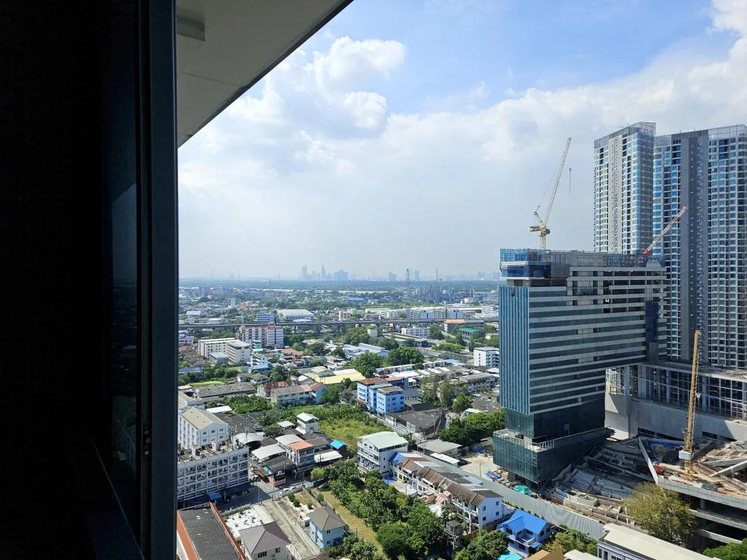 Property photos for IDEO Mobi Sukhumvit 66