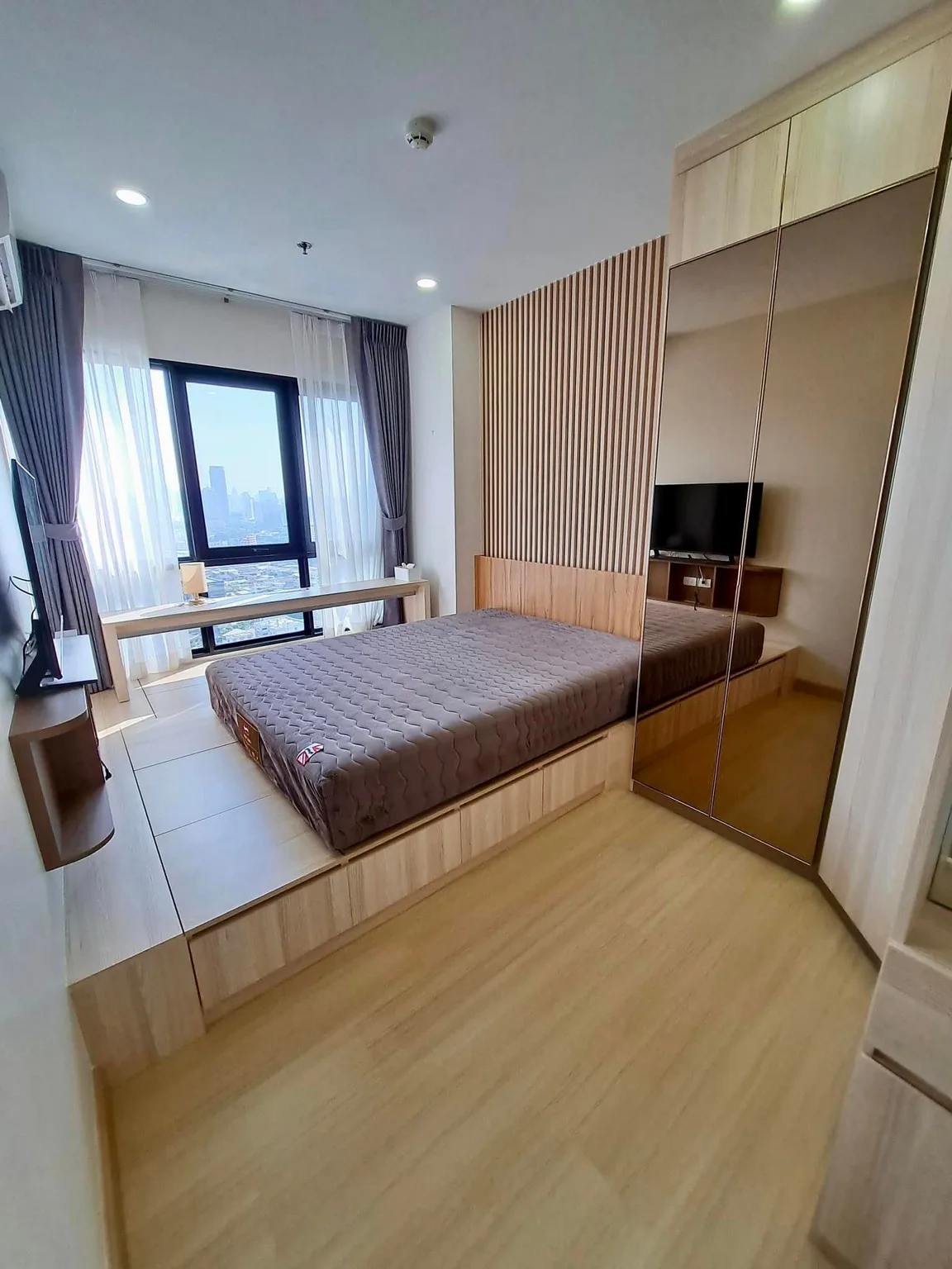 Property photos for Supalai Loft Prajadhipok - Wongwian Yai