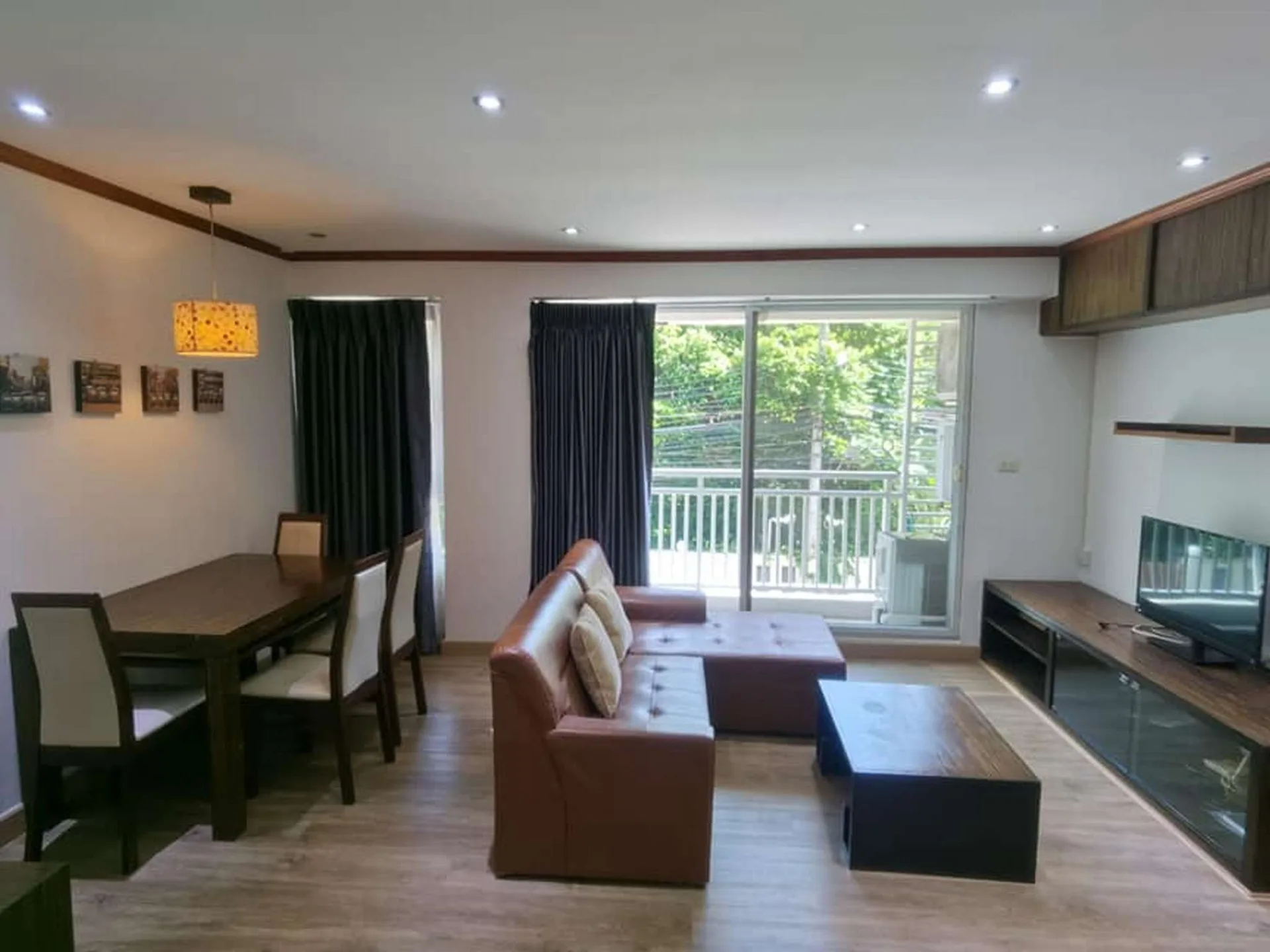 Property photos for Plus 38 Hip