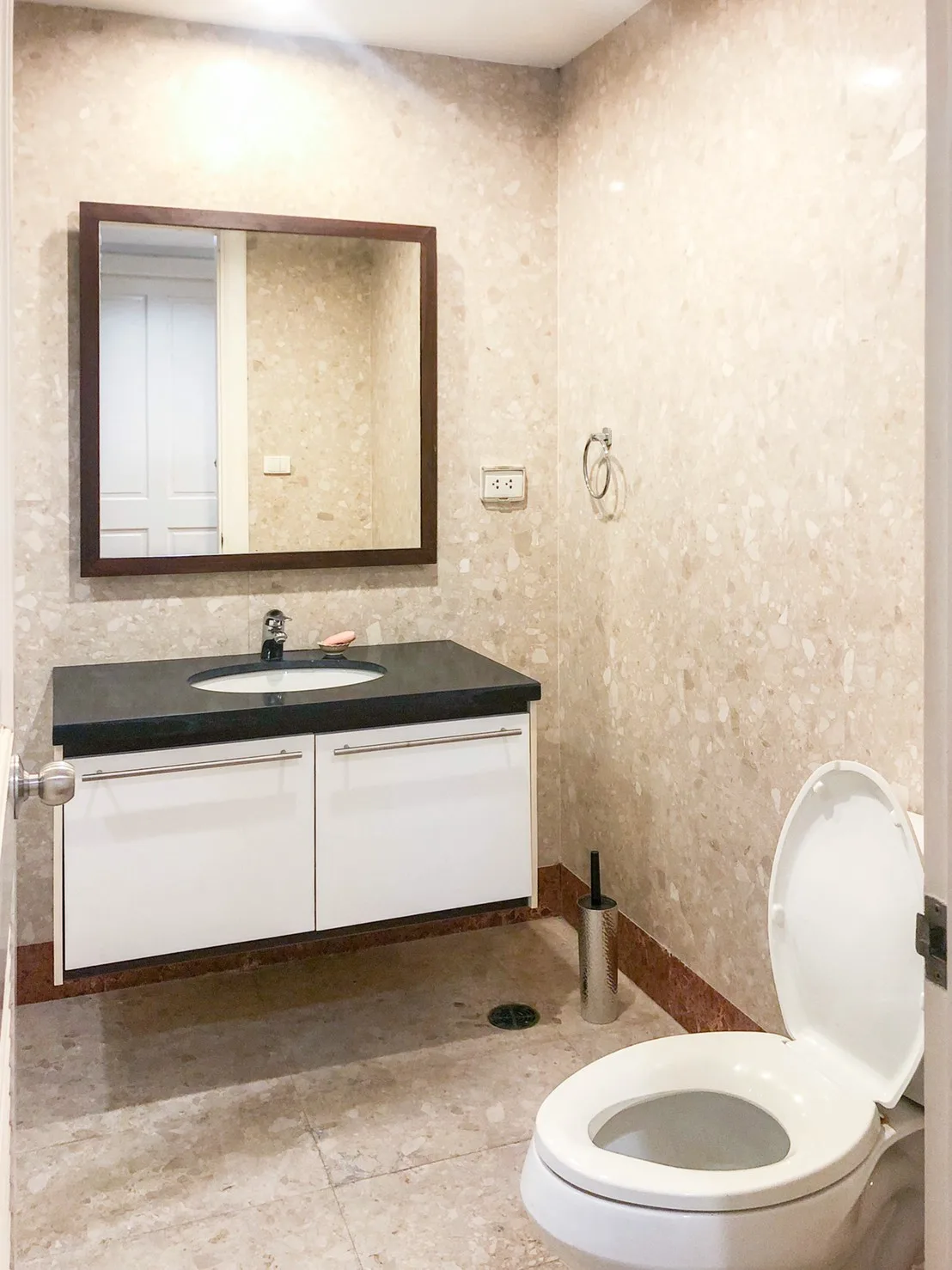 Property photos for Wattana Suite