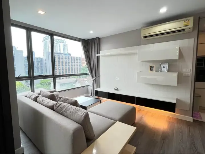 Property photos for The Room Sukhumvit 40