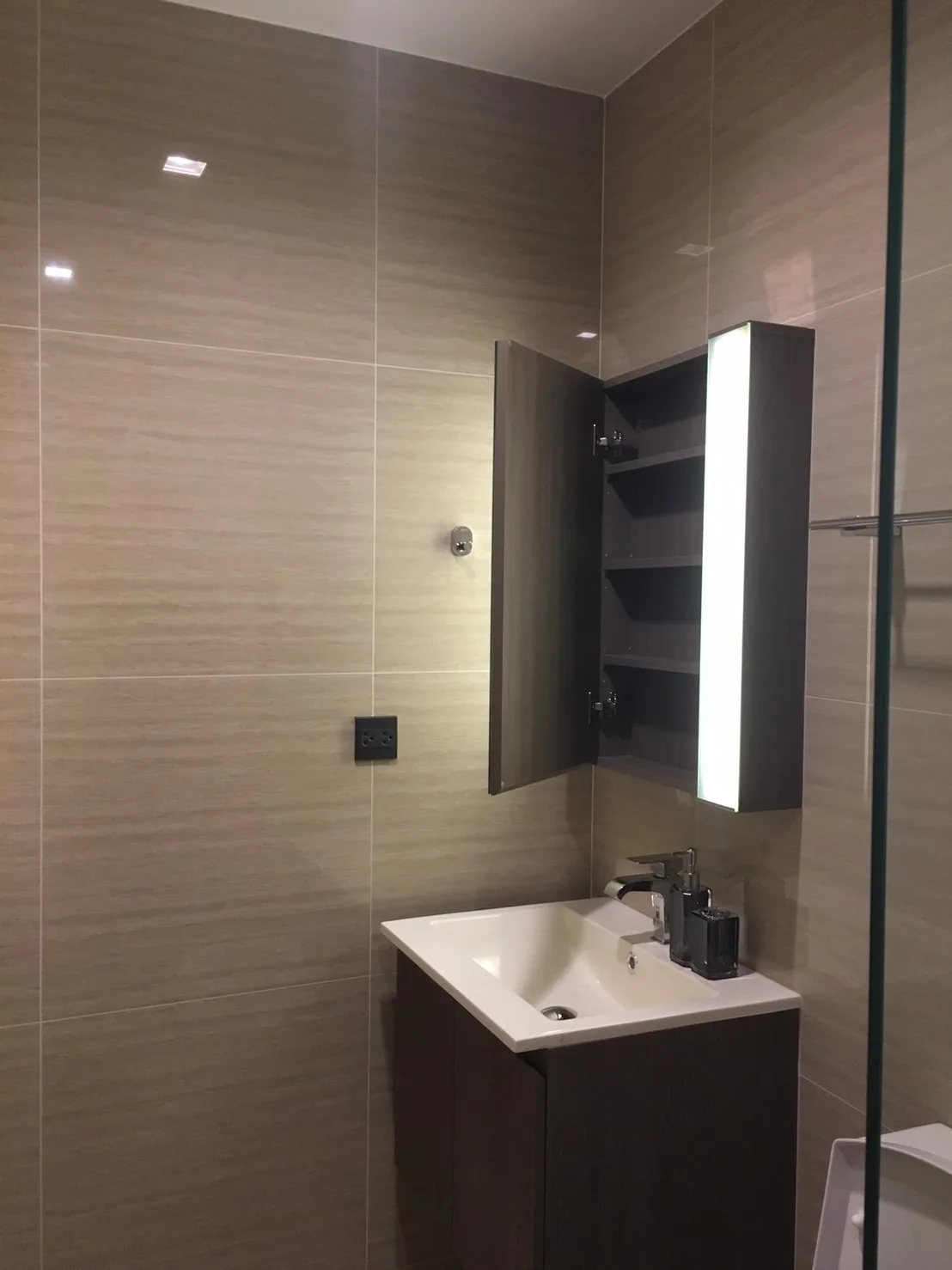 Property photos for The Line Asoke - Ratchada