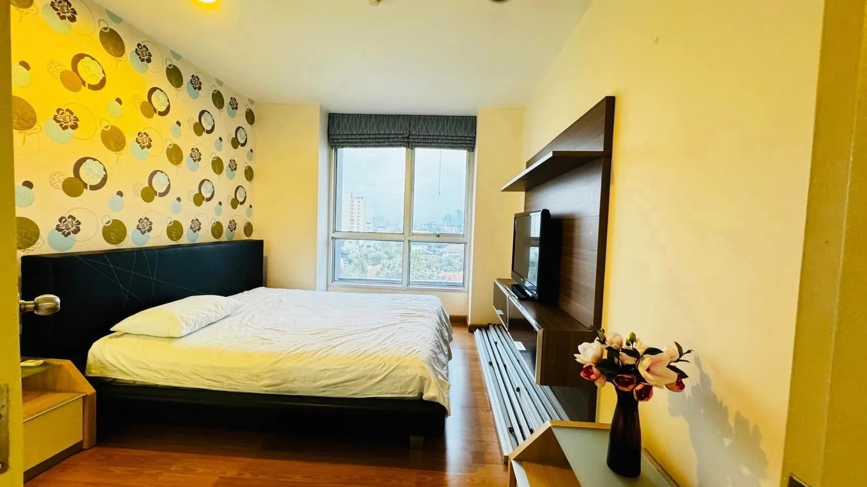 Property photos for Life @ Ratchada