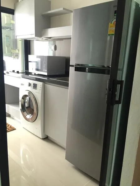 Property photos for Zenith Place Sukhumvit 42
