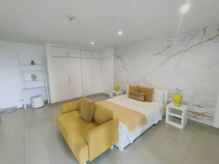 Property photos for Benviar Tonson Residence