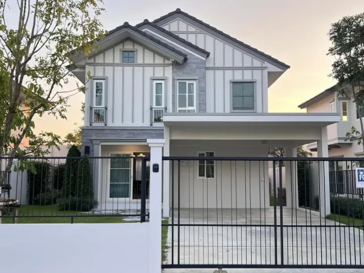Property photos for Villaggio Srinakarin-bangna