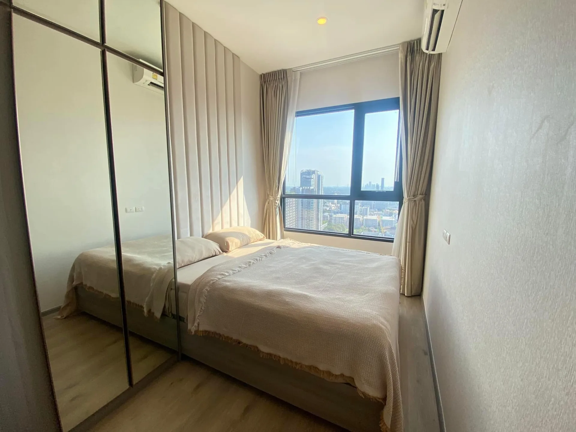 Property photos for Knightsbridge Prime Onnut