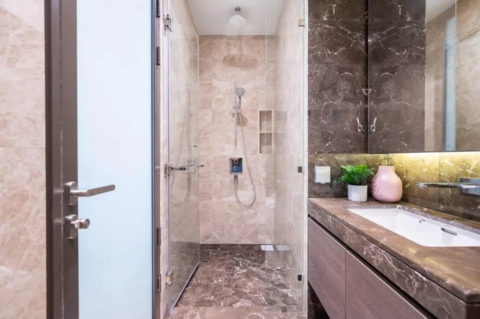 Property photos for 28 Chidlom