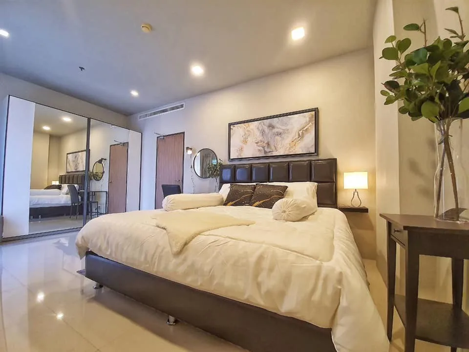 Property photos for Noble Revent