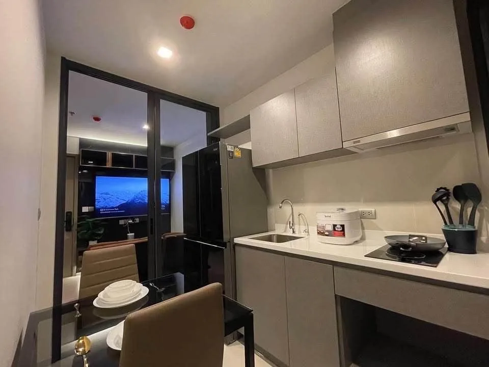 Property photos for Life Asoke Hype