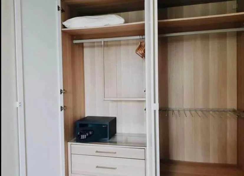 Property photos for Beverly 33
