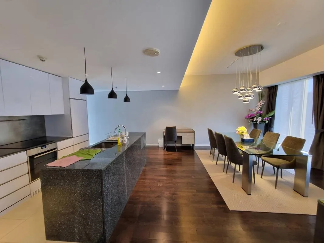 Property photos for Hansar Rajdamri