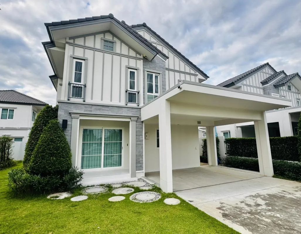 Property photos for Villaggio Srinakarin-bangna