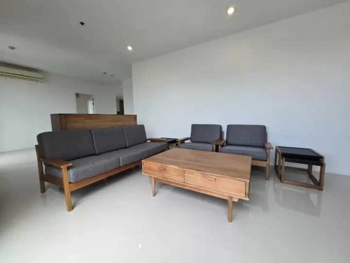 Property photos for Villa Asoke