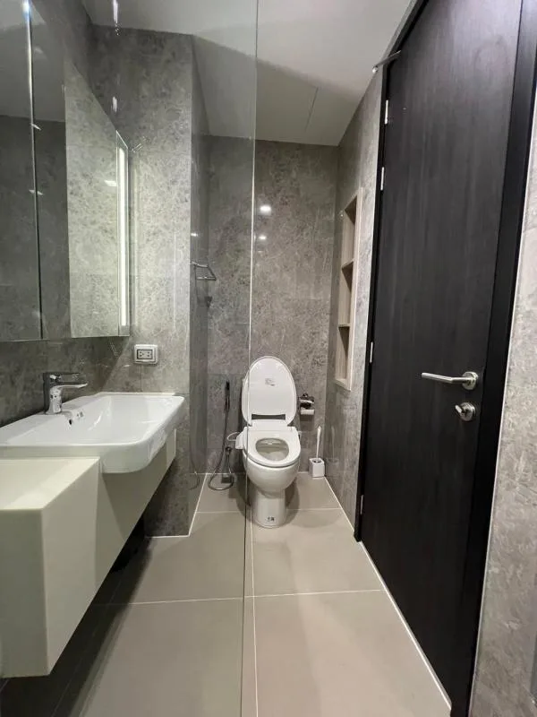Property photos for Noble Around Ari