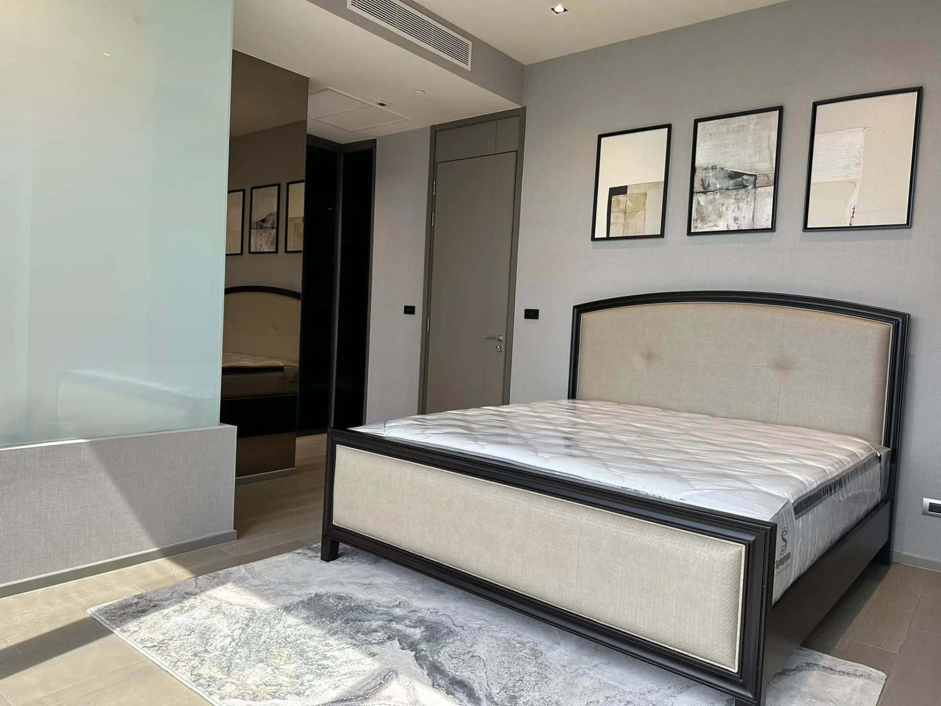 Property photos for Hyde Heritage Thonglor