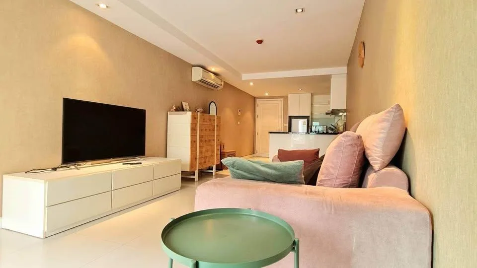 Property photos for Le Nice Ekamai