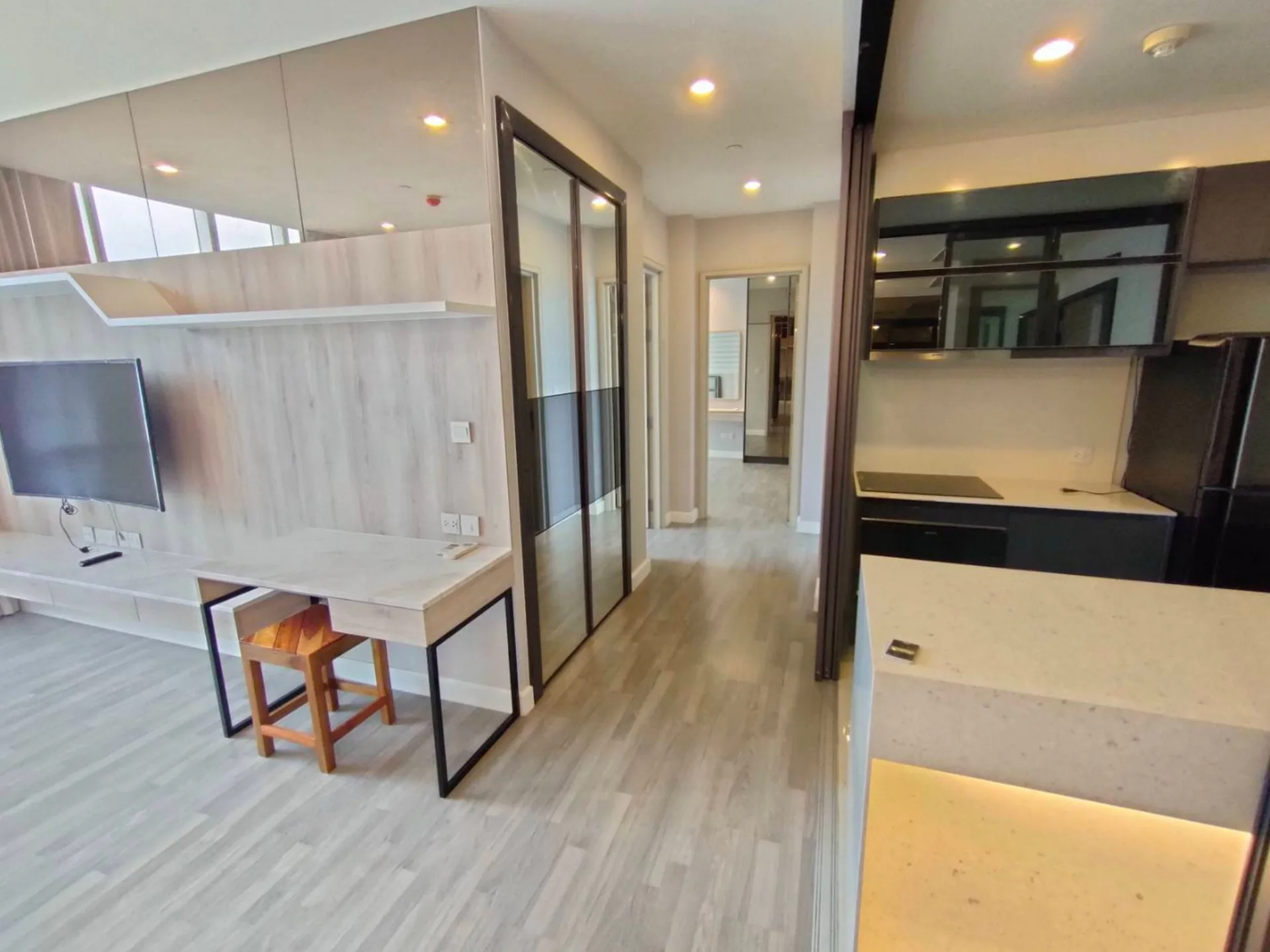 Property photos for The room Sathorn - TanonPun