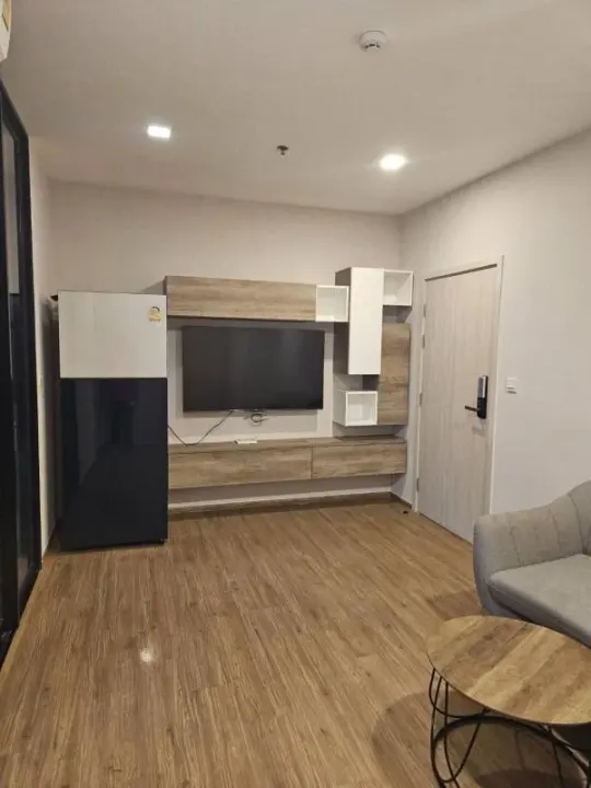 Property photos for Metris Rama 9-ramkhamhaeng