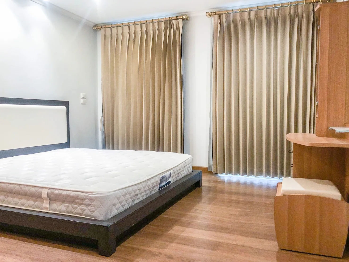 Property photos for Wattana Suite