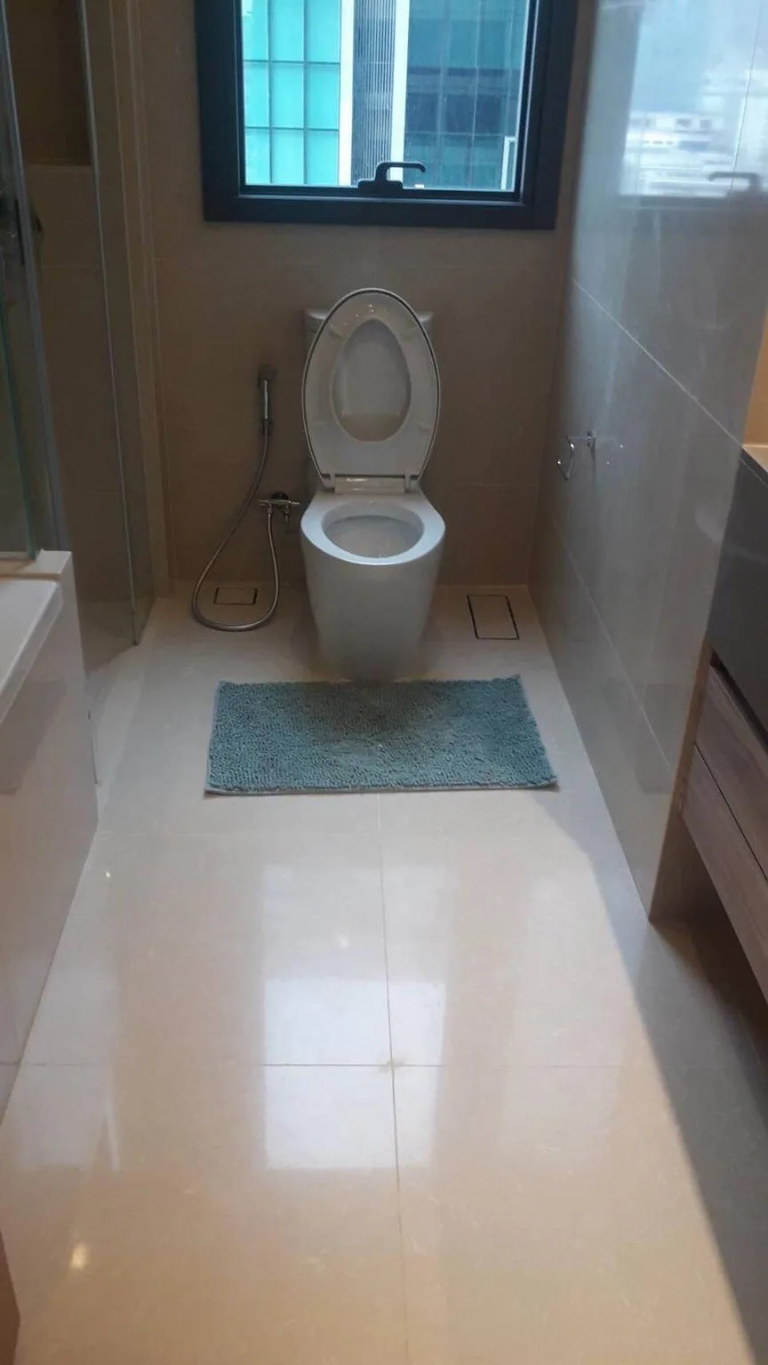 Property photos for The Esse Asoke