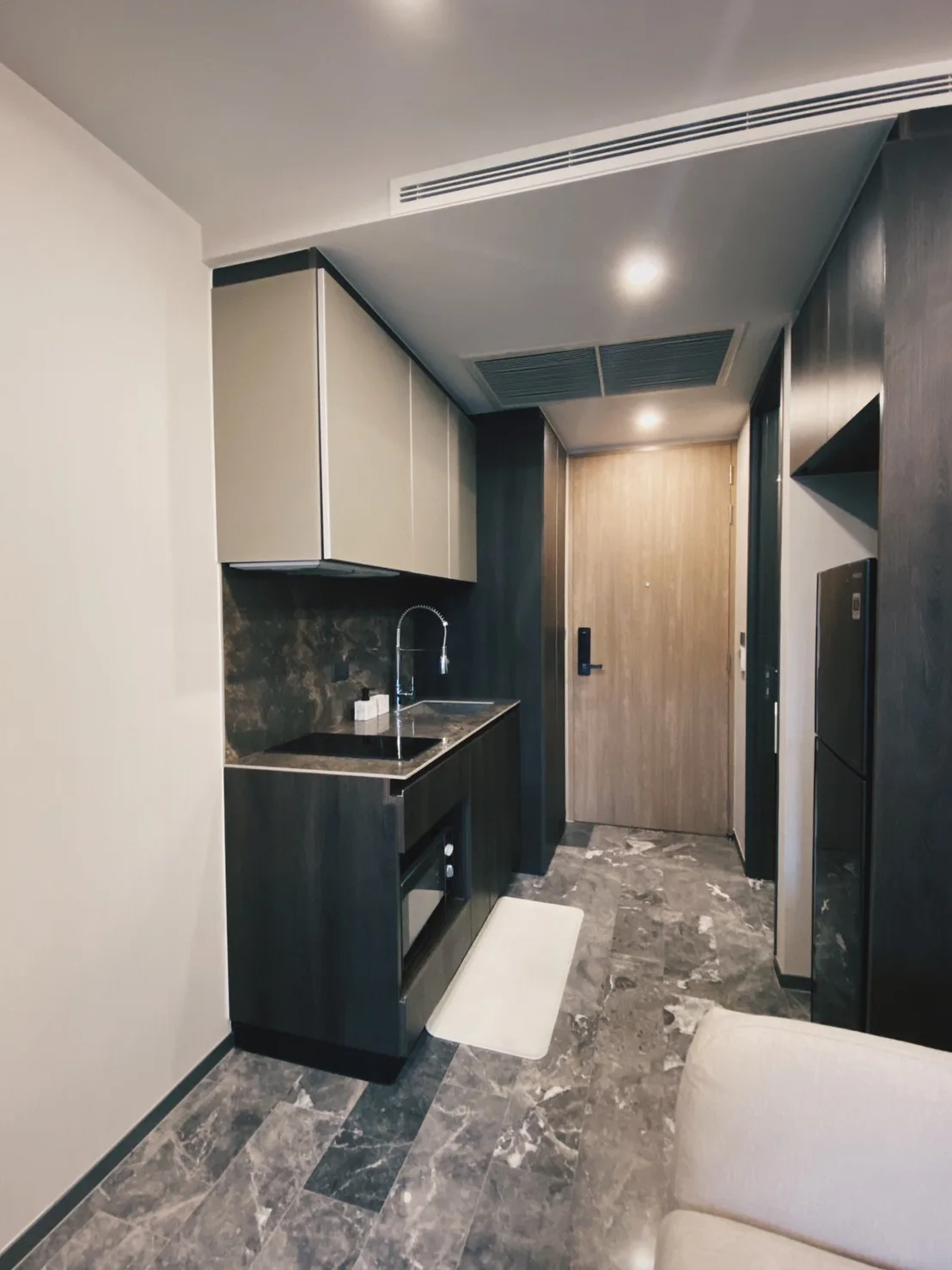Property photos for 168 Sukhumvit 36